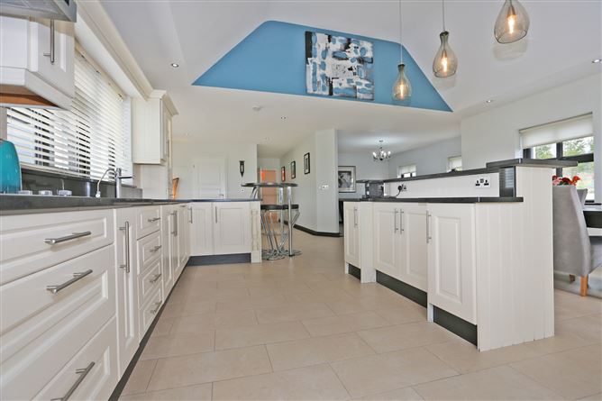 Forest Ridge, Decomade Upper, Lissycasey, Ennis, Co. Clare