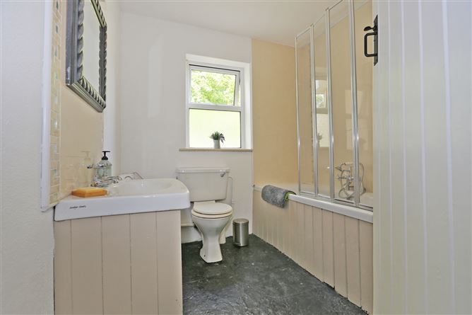 Avondonn Cottage, Ballycannon North, Meelick, Co. Clare