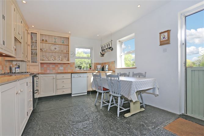 Avondonn Cottage, Ballycannon North, Meelick, Co. Clare