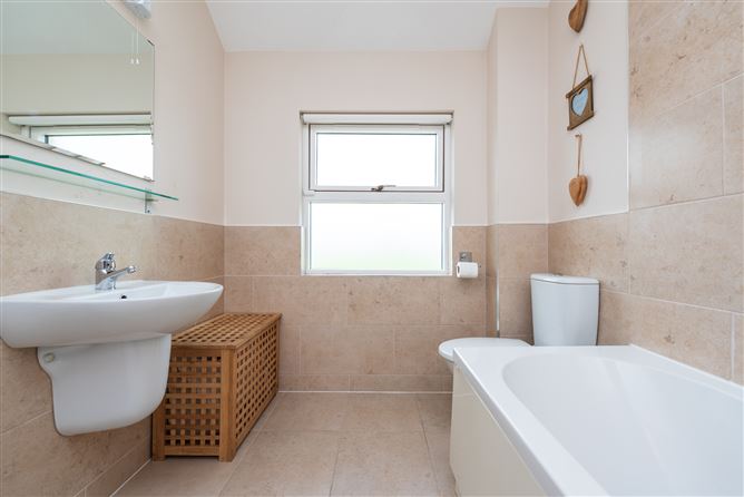 57 Whitethorn, Athgarvan, Newbridge, Kildare