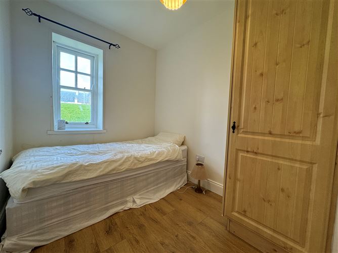 Ref 1130 - Apartment 1, The Cable Station, Waterville, Kerry