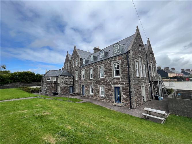Ref 1130 - Apartment 1, The Cable Station, Waterville, Kerry