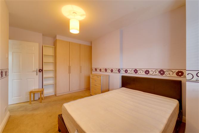 13 Carrigmore Grove, Citywest, Dublin