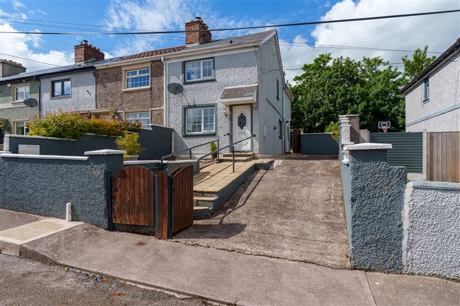 Photo 33 of 35 — 42 Kerryhall Road, Fairhill, Cork