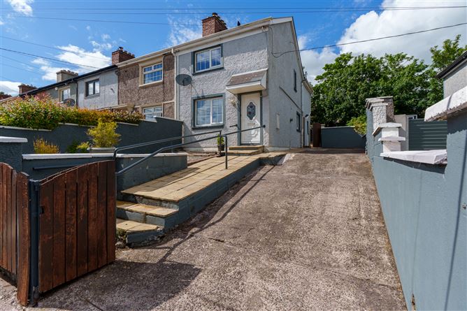 Photo 31 of 35 — 42 Kerryhall Road, Fairhill, Cork