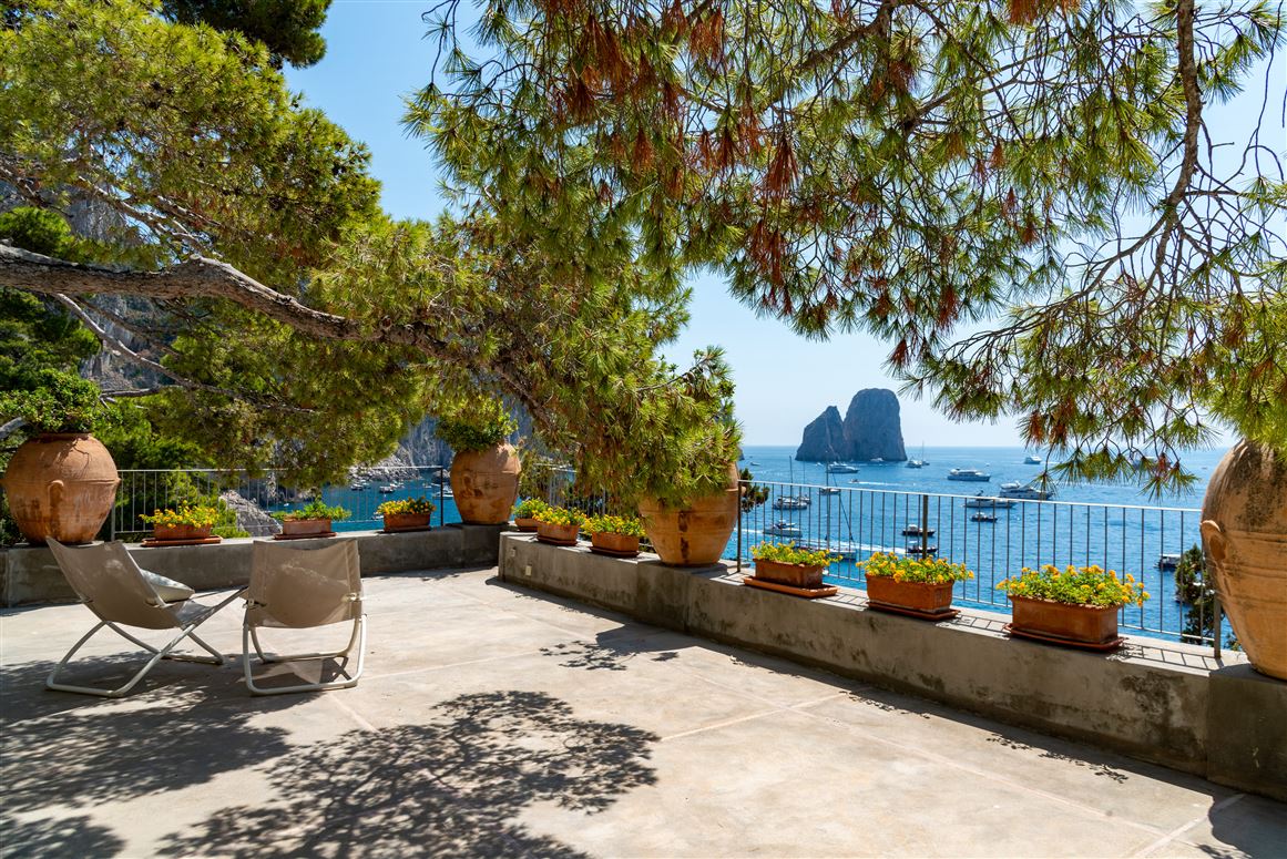 Faraglioni Frills,Capri,Campania,Italy