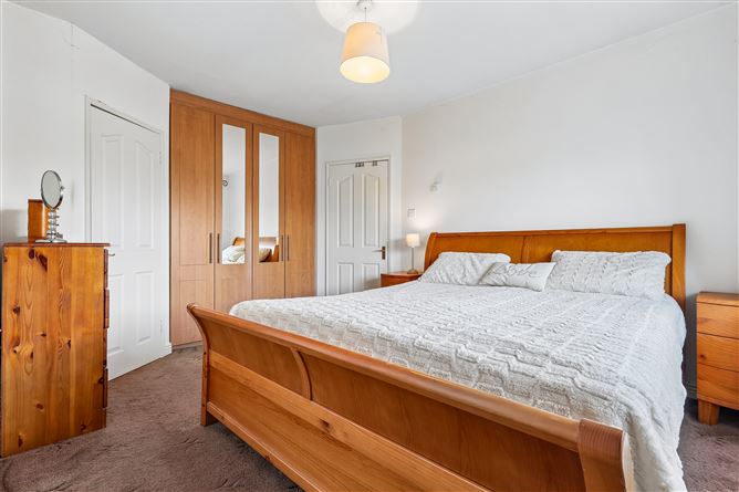 Photo 15 of 34 — 6 Parklands Drive, Firhouse, Dublin 24