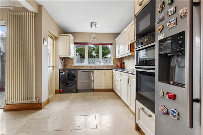 Photo 11 of 34 — 6 Parklands Drive, Firhouse, Dublin 24
