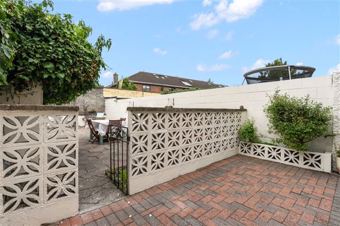 8 Ebenezer Terrace, The Tenters, Dublin 8