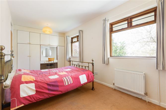 25 Coundon Court, Killiney, Co. Dublin