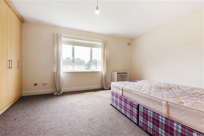17 Hampton Square, Navan Road, Dublin 7
