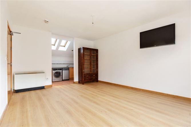 25 Granitefield Mews, Granitefield Manor, Rochestown Avenue, Dun Laoghaire
