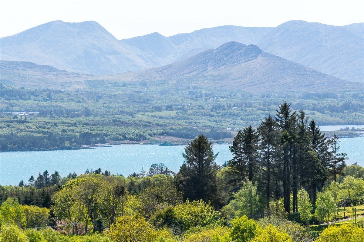 Brea Caha, Cappanacush East, Templenoe, Kenmare, Co. Kerry Brea Caha, Cappanacush East, Templenoe, Kenmare, Co. Kerry