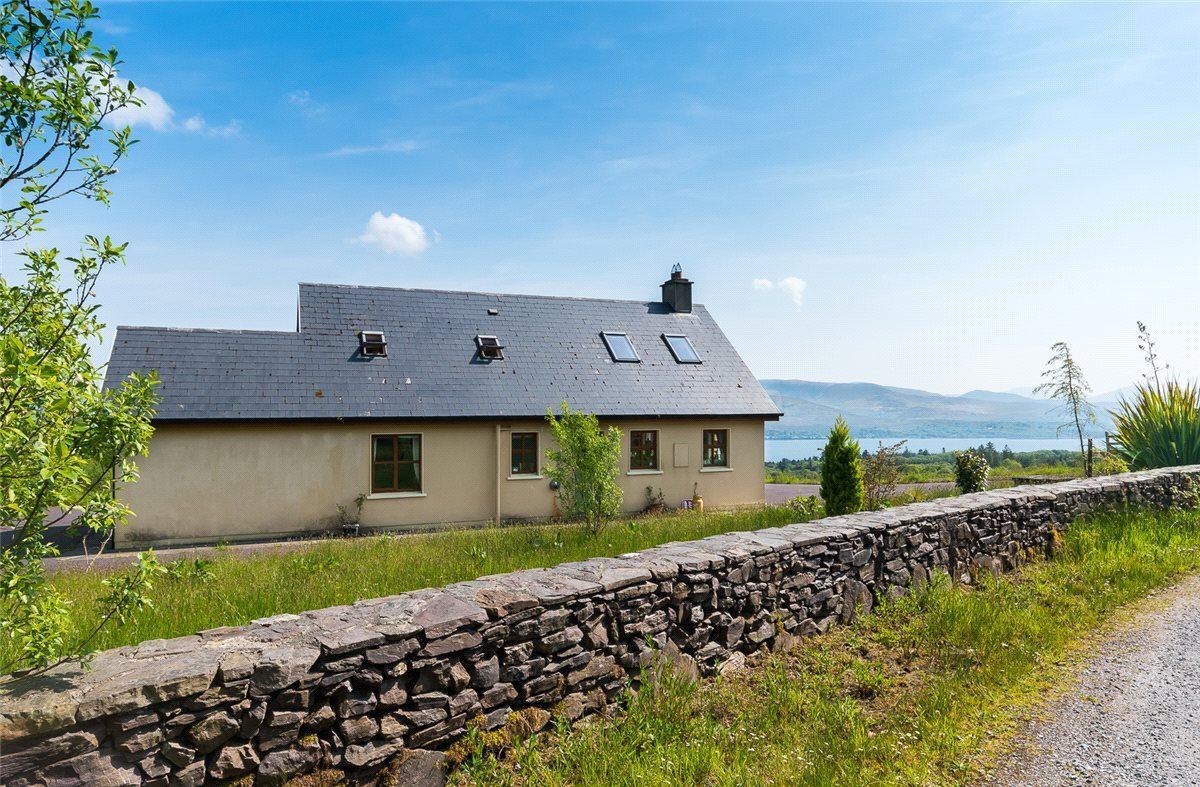 Brea Caha, Cappanacush East, Templenoe, Kenmare, Co. Kerry Brea Caha, Cappanacush East, Templenoe, Kenmare, Co. Kerry