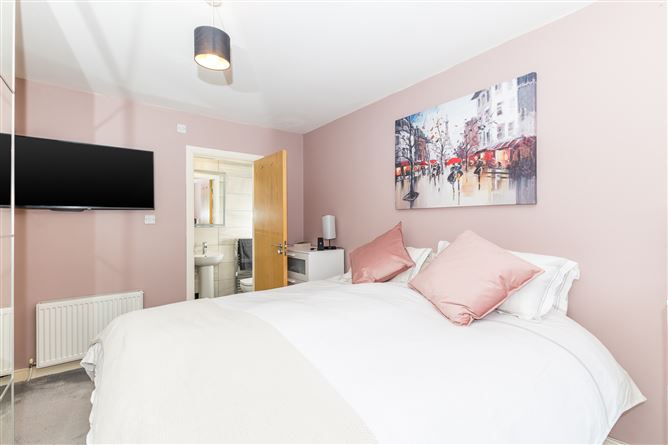 25 Waterside Park, Malahide, County Dublin