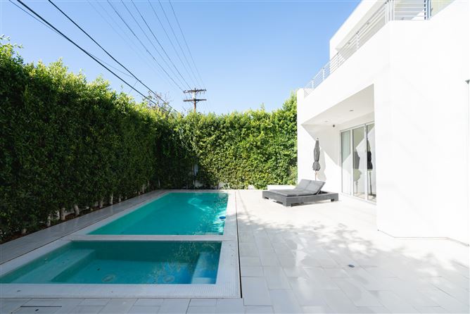 Easy Rider Luxe, Vacation Rental in California, USA, West Hollywood, California
