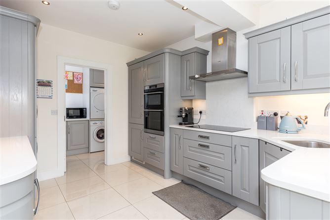 503 Collins Avenue West, Whitehall, Dublin 9