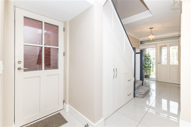 503 Collins Avenue West, Whitehall, Dublin 9