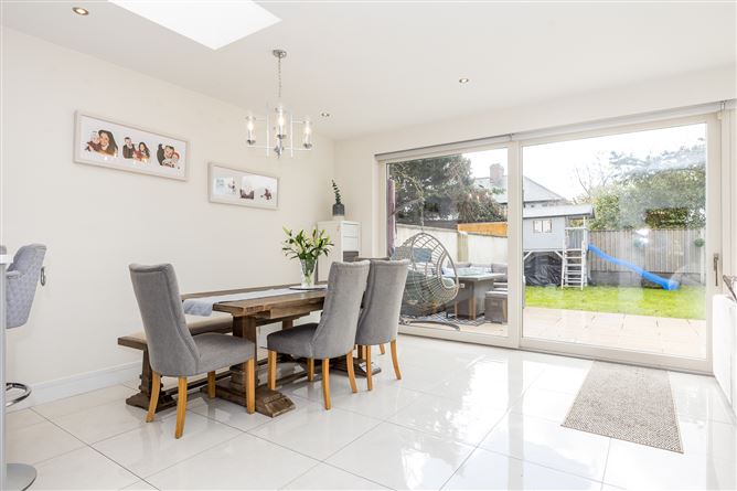 503 Collins Avenue West, Whitehall, Dublin 9
