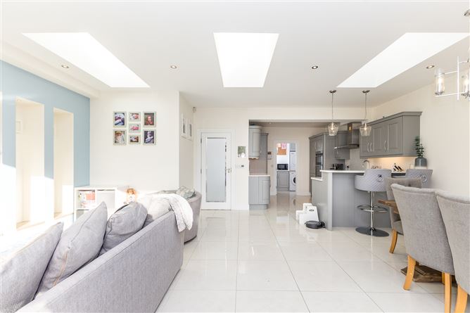 503 Collins Avenue West, Whitehall, Dublin 9