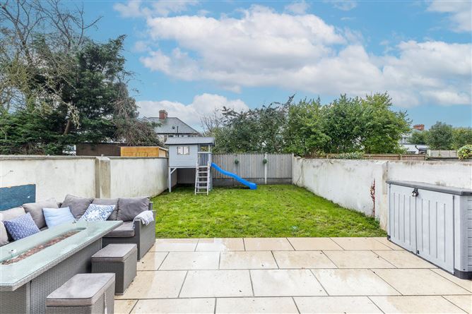 503 Collins Avenue West, Whitehall, Dublin 9