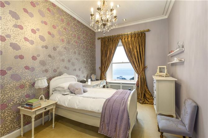 https://photos-a.propertyimages.ie/media/0/0/8/4909800/dd7682c8-db90-4ea5-a502-09ab5af44543_l.jpg