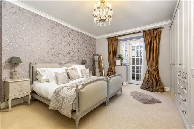 https://photos-a.propertyimages.ie/media/0/0/8/4909800/dd7682c8-db90-4ea5-a502-09ab5af44543_l.jpg