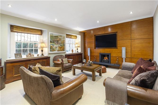 https://photos-a.propertyimages.ie/media/0/0/8/4909800/dd7682c8-db90-4ea5-a502-09ab5af44543_l.jpg