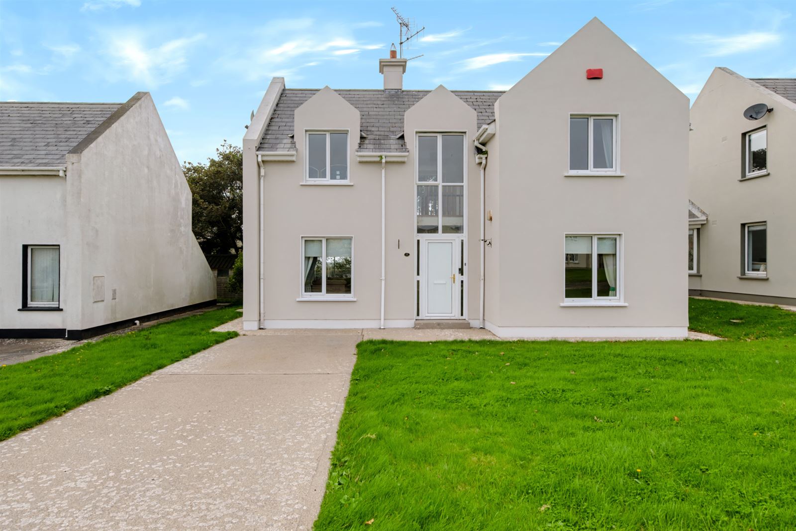 9 Lakeside, Our Lady's Island, Co. Wexford