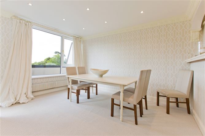 38 Killiney Hill Park, Killiney, Co. Dublin