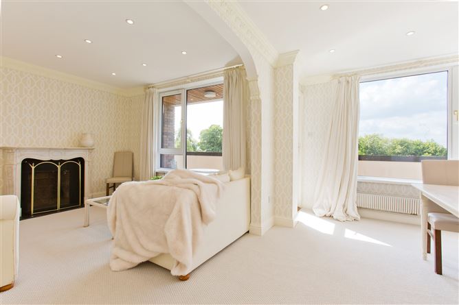 38 Killiney Hill Park, Killiney, Co. Dublin