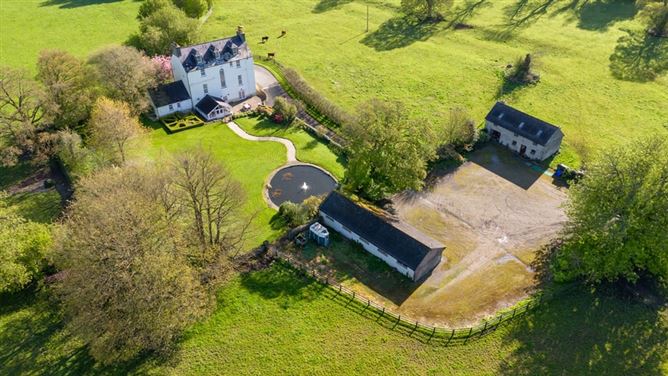 Eadestown House, Eadestown, Naas, Co. Kildare. 