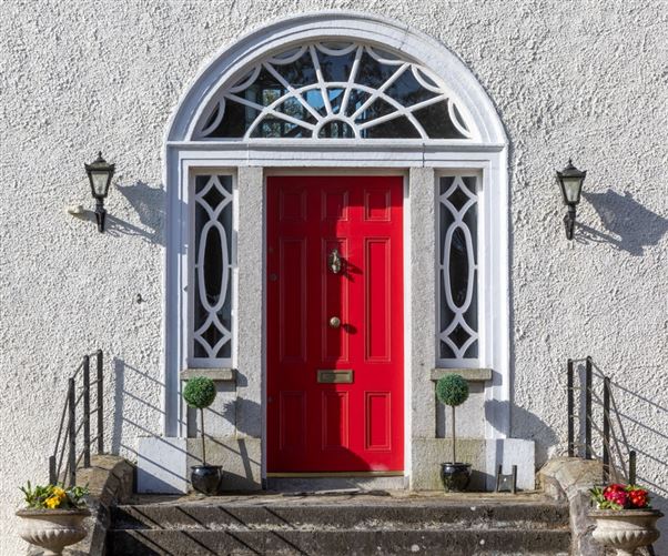 Eadestown House, Eadestown, Naas, Co. Kildare. 