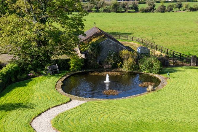 Eadestown House, Eadestown, Naas, Co. Kildare. 