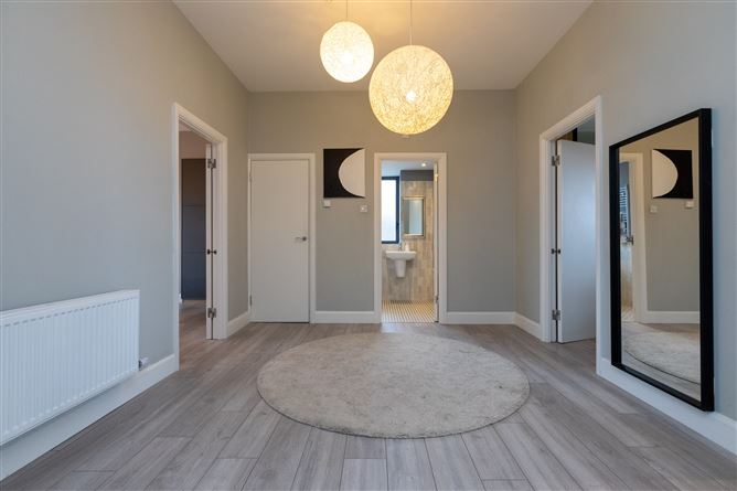 22 East Courtyard, Tullyvale, Cabinteely, Dublin 18, Cherrywood, County Dublin