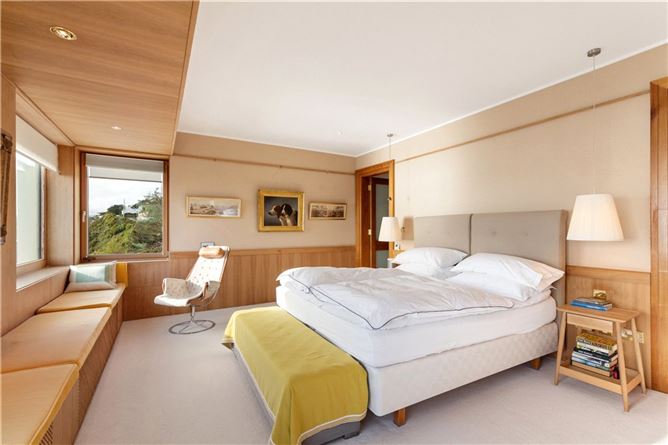 https://photos-a.propertyimages.ie/media/0/0/9/4918900/b59781aa-db72-4bab-b8e5-30349770eb6f_l.jpg