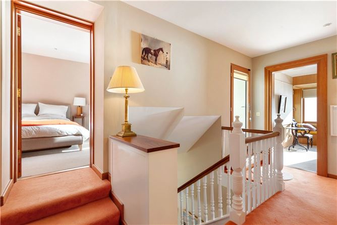 https://photos-a.propertyimages.ie/media/0/0/9/4918900/b59781aa-db72-4bab-b8e5-30349770eb6f_l.jpg