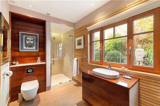https://photos-a.propertyimages.ie/media/0/0/9/4918900/b59781aa-db72-4bab-b8e5-30349770eb6f_l.jpg