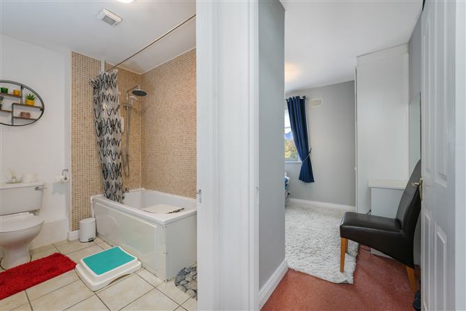 4 Liffey Downs, Liffey Valley Park, Lucan, County Dublin, Ireland