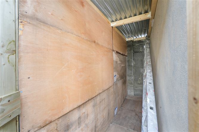 4 Liffey Downs, Liffey Valley Park, Lucan, County Dublin, Ireland