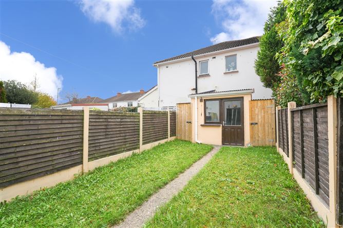 4 Liffey Downs, Liffey Valley Park, Lucan, County Dublin, Ireland