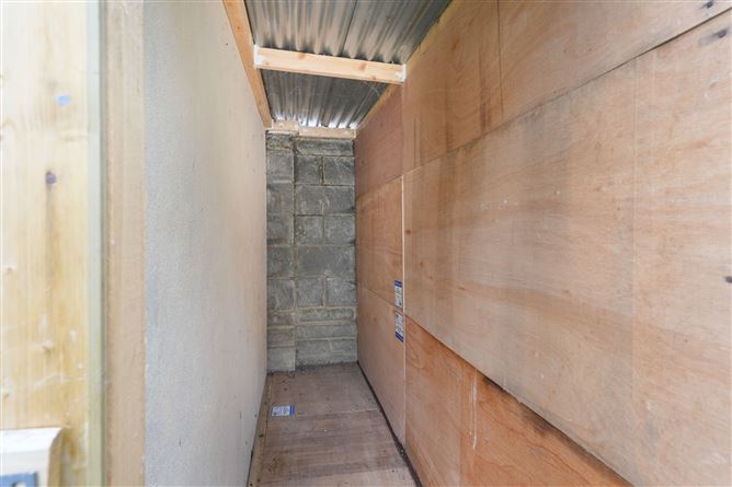 4 Liffey Downs, Liffey Valley Park, Lucan, County Dublin, Ireland