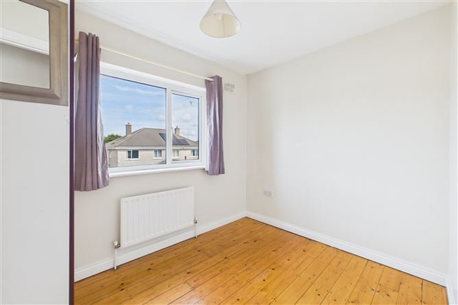 Photo 14 of 19 — 37 Gleann Dara, Bishop O`Donnell Road, Rahoon, Galway