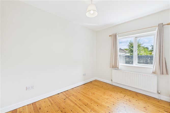Photo 8 of 19 — 37 Gleann Dara, Bishop O`Donnell Road, Rahoon, Galway