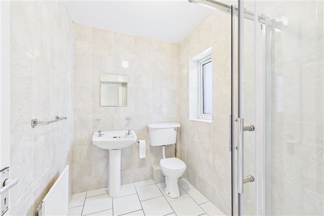 Photo 9 of 19 — 37 Gleann Dara, Bishop O`Donnell Road, Rahoon, Galway