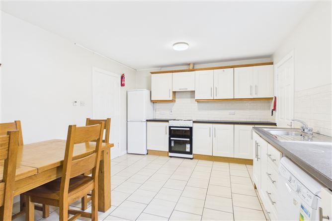 Photo 5 of 19 — 37 Gleann Dara, Bishop O`Donnell Road, Rahoon, Galway