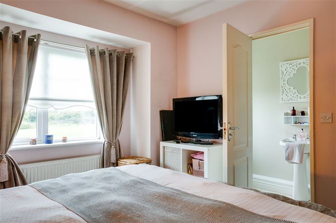 16 Holywell Meadow, Swords, Co. Dublin.