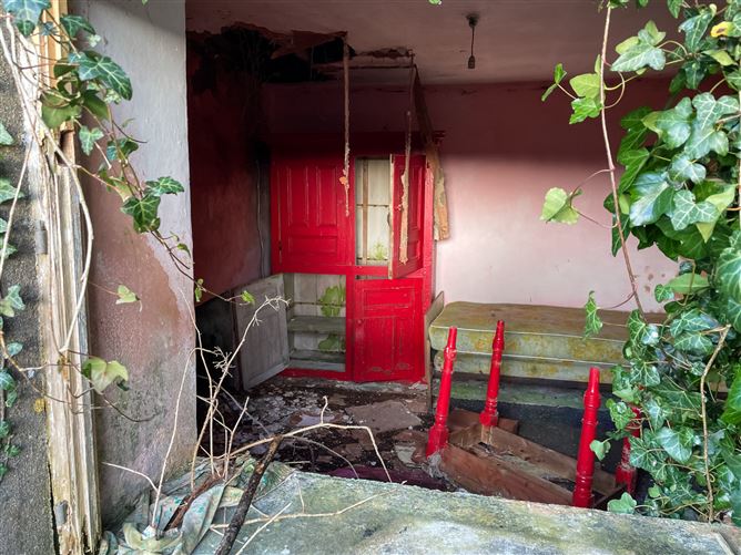 Corrasluastia, Ballinlough, Co. Roscommon