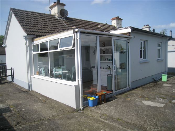 18 St Patricks Tce, Edgeworthstown, Longford