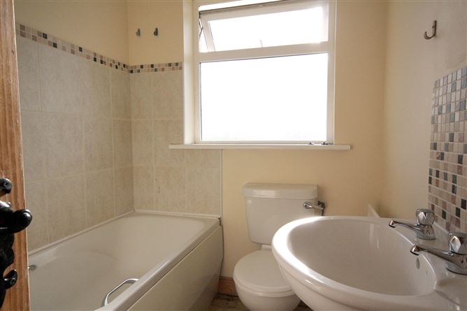 24 Parkview, Ballyjamesduff, Co.Cavan